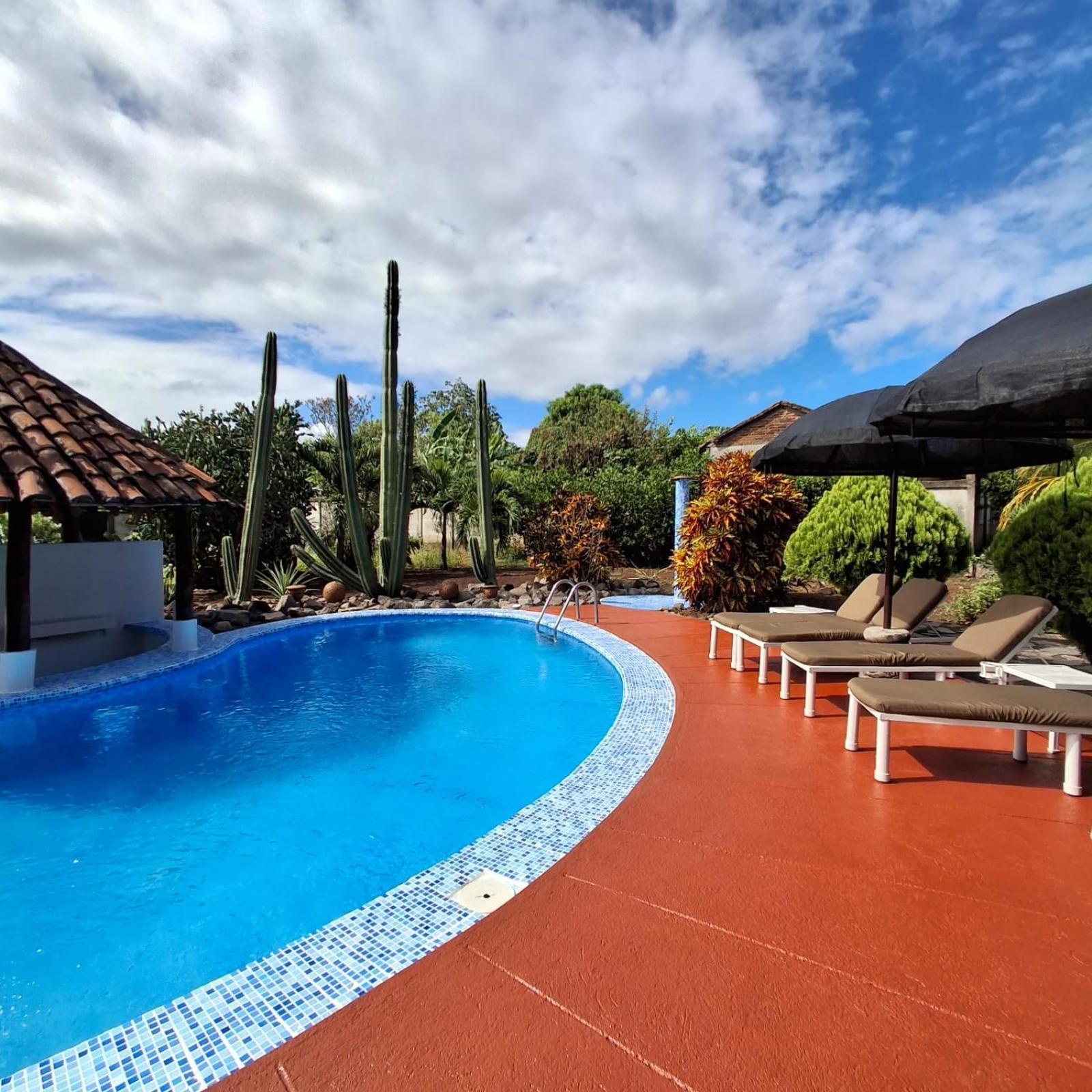 Hotel Jardin Garden De Granada Nicaragua Стая снимка