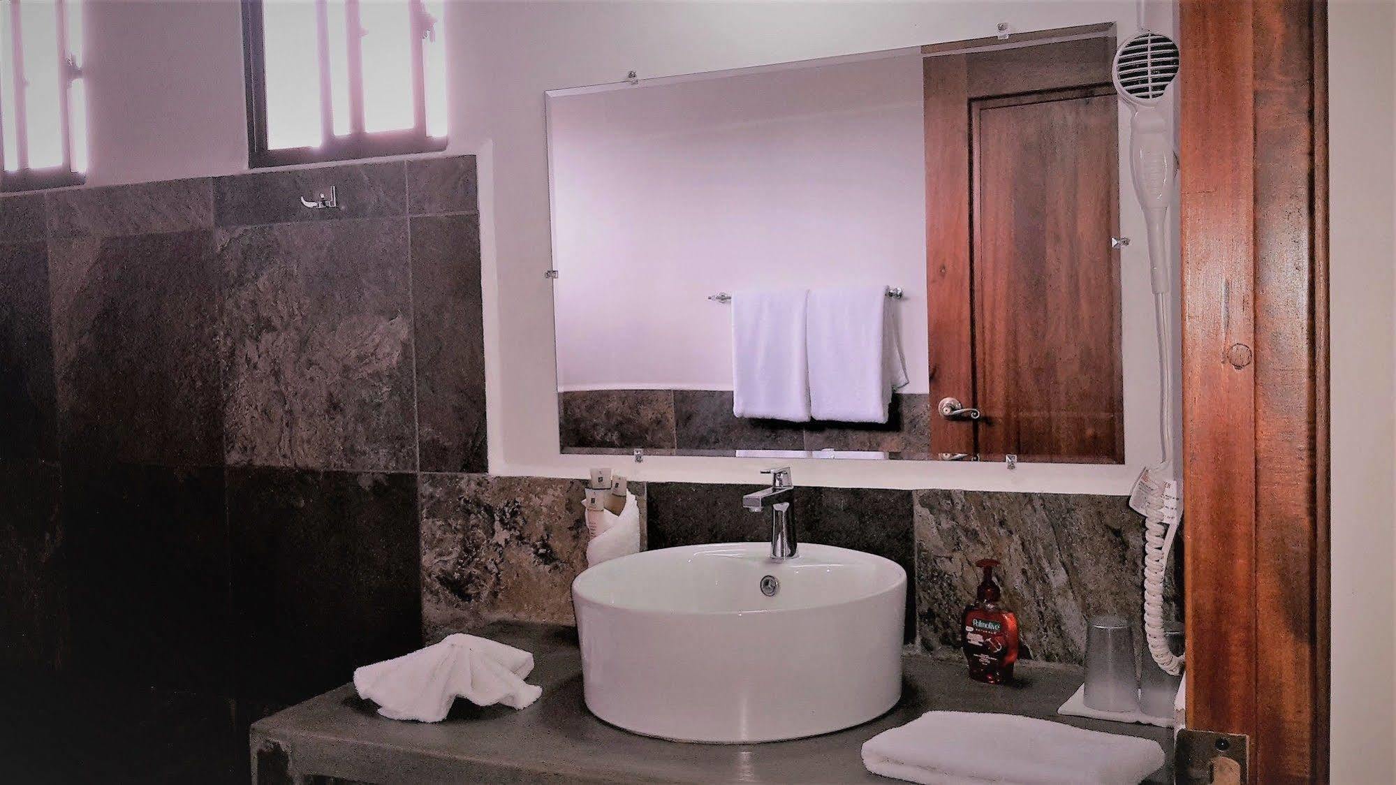 Hotel Jardin Garden De Granada Nicaragua Екстериор снимка